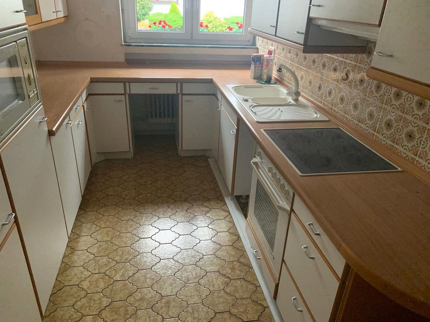 flat to rent, 16 m², Homburg, Saarland flat to rent, 16 m², Homburg, Saarland