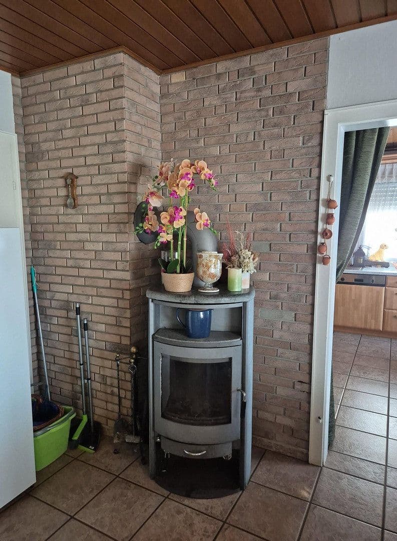 3 bedroom flat to rent, 110 m², Eudenbacherstr 134, Königswinter, North Rhine-Westphalia 3 bedroom flat to rent, 110 m², Eudenbacherstr 134, Königswinter, North Rhine-Westphalia