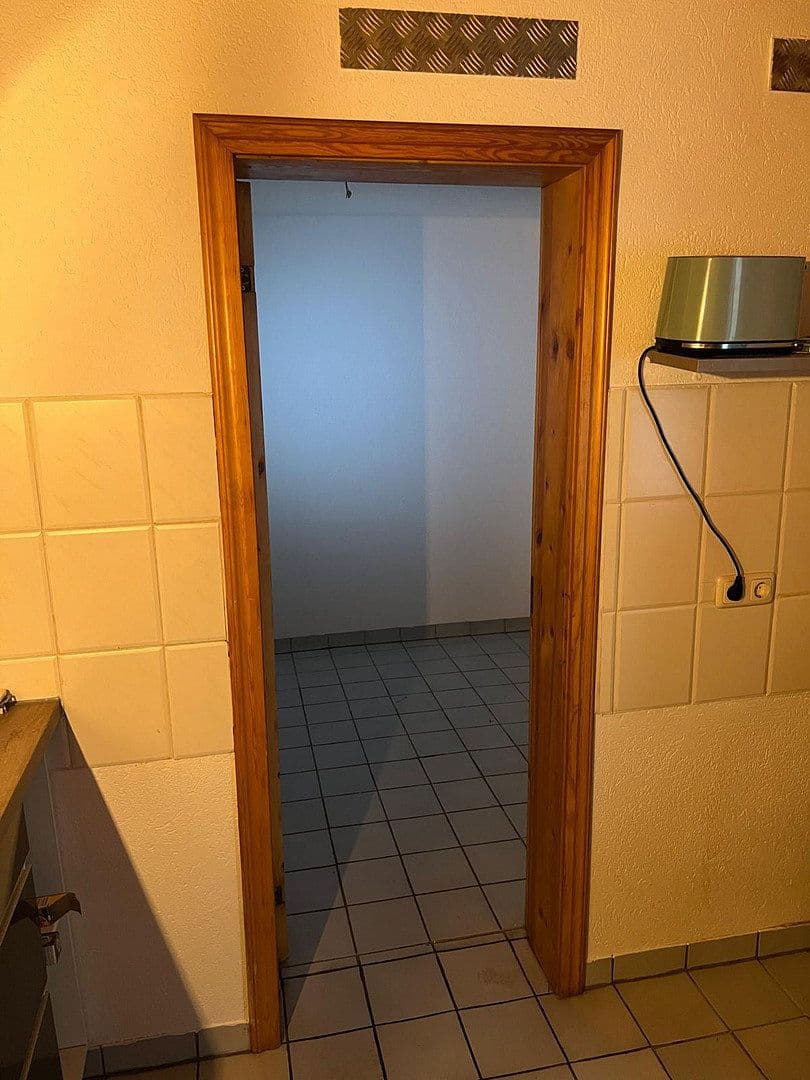 3 bedroom flat to rent, 80 m², Roermonder Strasse 279, Mönchengladbach, North Rhine-Westphalia 3 bedroom flat to rent, 80 m², Roermonder Strasse 279, Mönchengladbach, North Rhine-Westphalia
