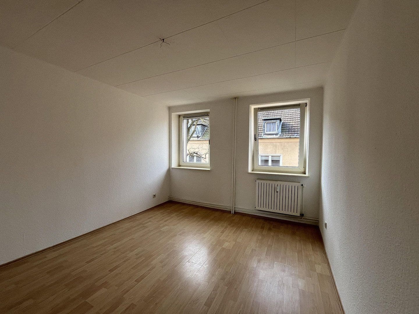 3 bedroom flat to rent, 65 m², Schmiedstraße 24, Oberhausen, North Rhine-Westphalia 3 bedroom flat to rent, 65 m², Schmiedstraße 24, Oberhausen, North Rhine-Westphalia