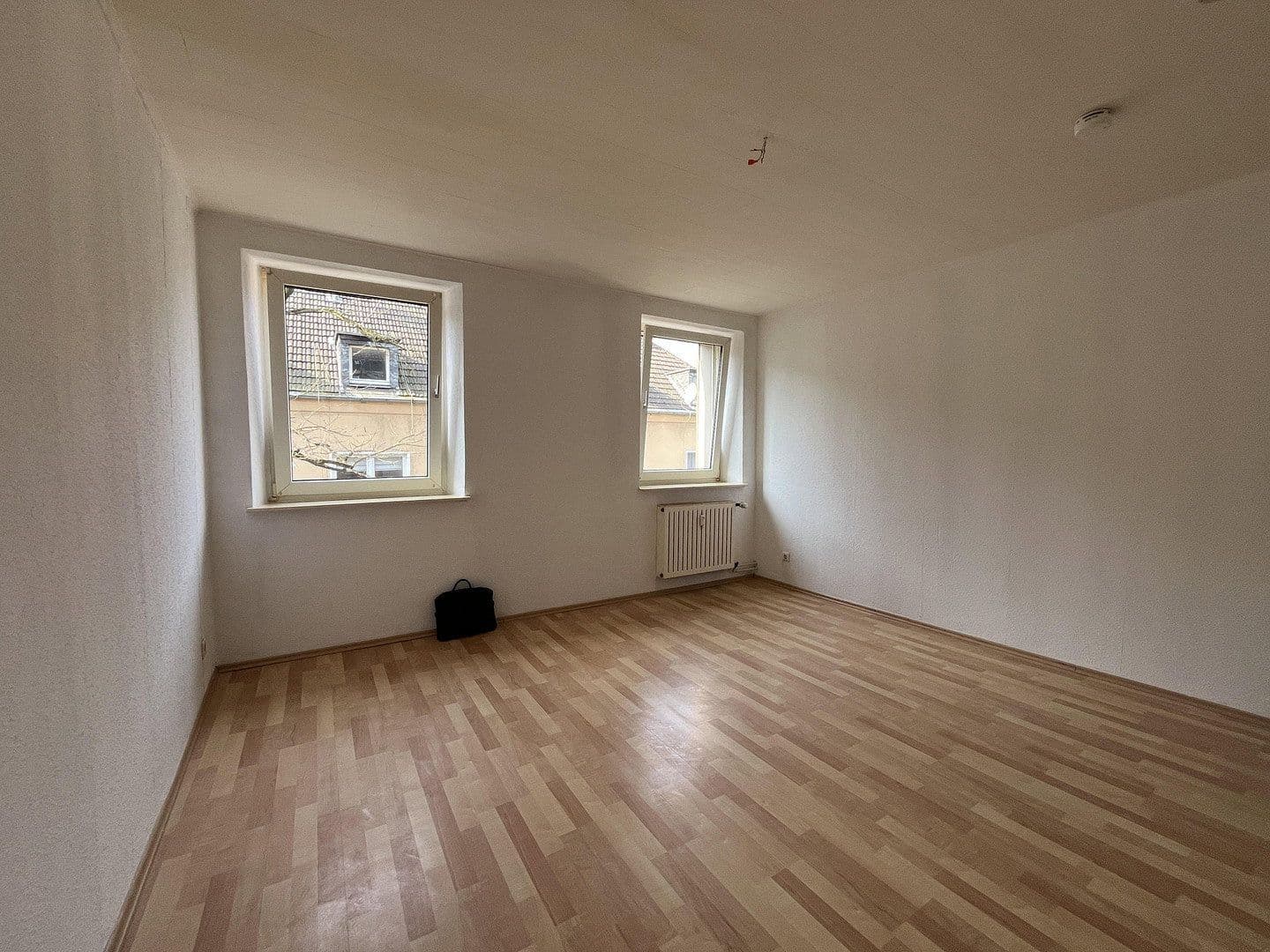 3 bedroom flat to rent, 65 m², Schmiedstraße 24, Oberhausen, North Rhine-Westphalia 3 bedroom flat to rent, 65 m², Schmiedstraße 24, Oberhausen, North Rhine-Westphalia