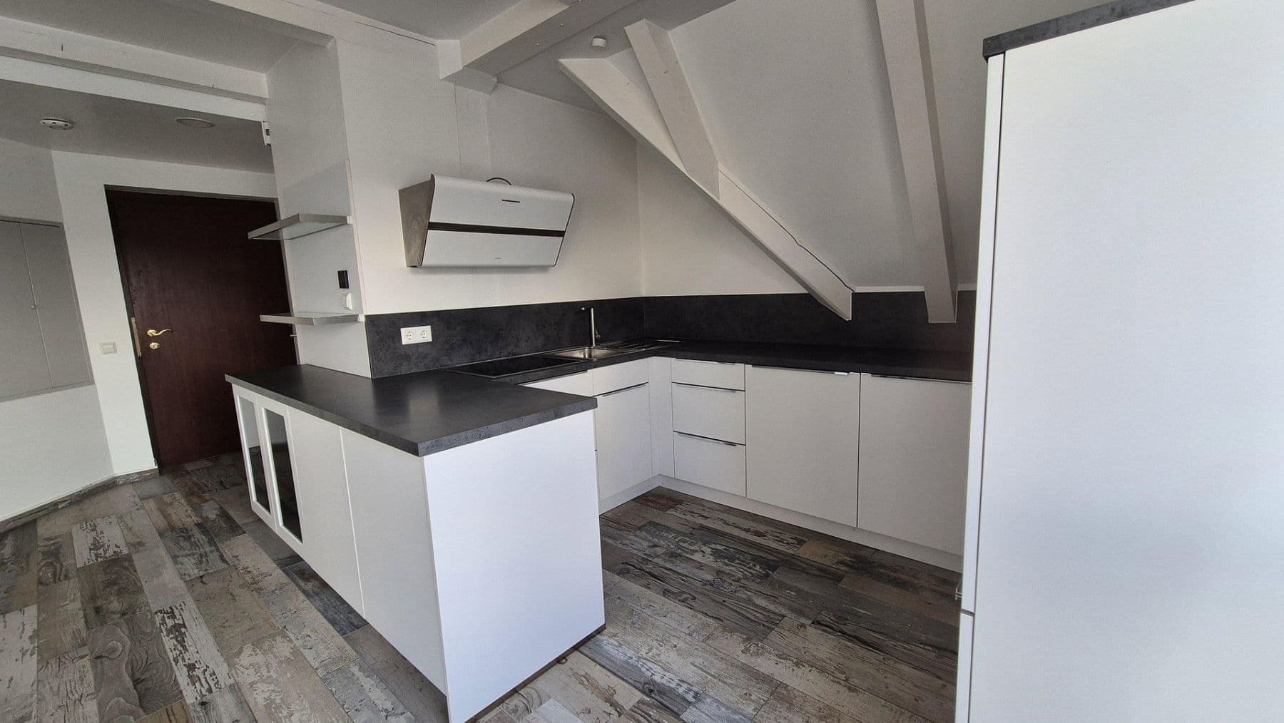 1 bedroom with open-plan kitchen flat for sale, 74 m², Gärtringen, Baden-Württemberg 1 bedroom with open-plan kitchen flat for sale, 74 m², Gärtringen, Baden-Württemberg