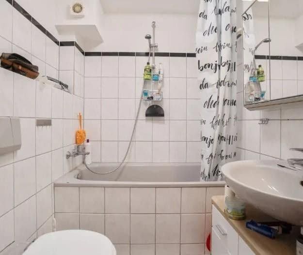 1 bedroom with open-plan kitchen flat to rent, 63 m², Allensteinstr. 29, Kaarst, North Rhine-Westphalia 1 bedroom with open-plan kitchen flat to rent, 63 m², Allensteinstr. 29, Kaarst, North Rhine-Westphalia