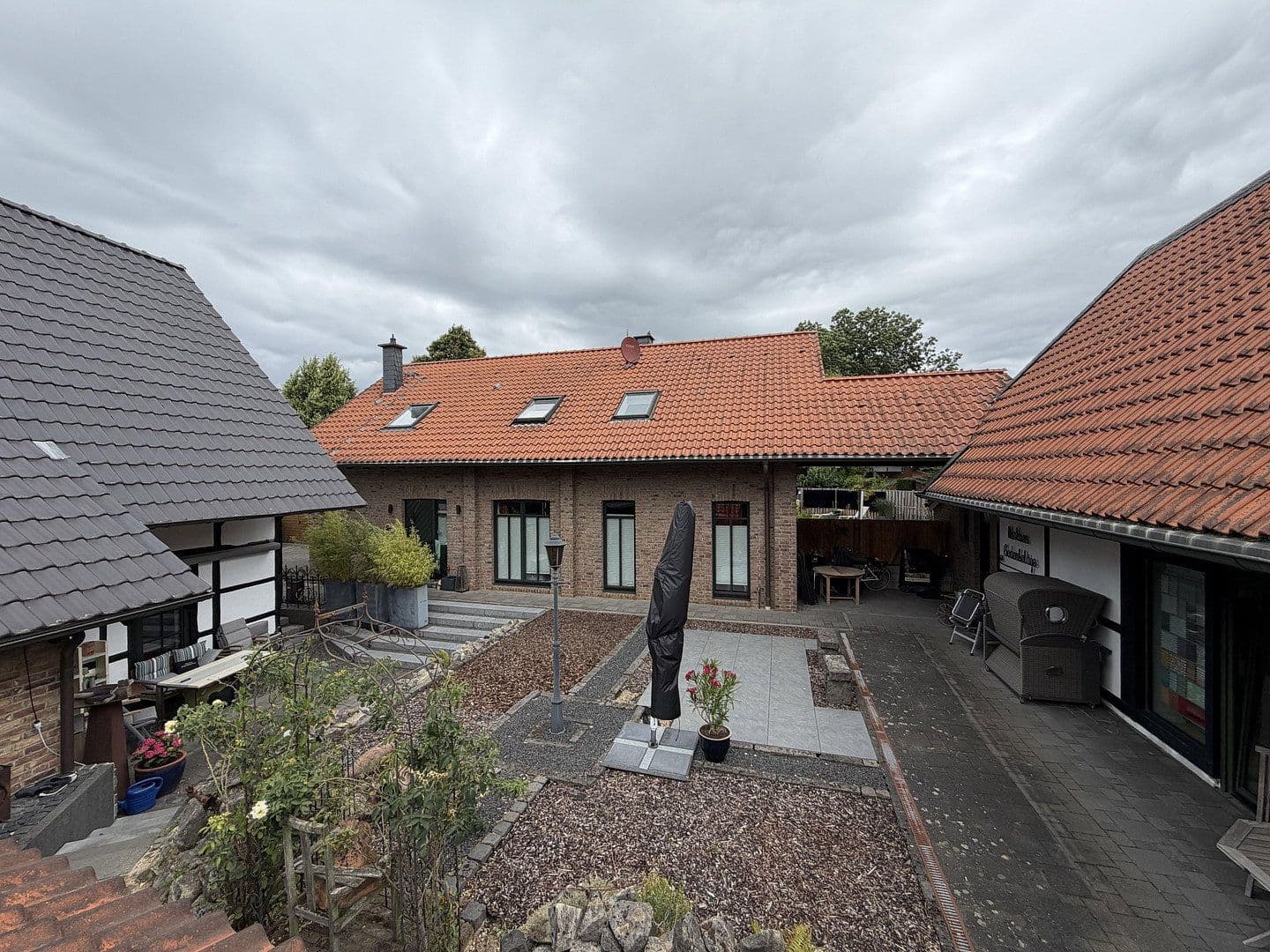 house for sale, 345 m², Mönchengladbach, North Rhine-Westphalia house for sale, 345 m², Mönchengladbach, North Rhine-Westphalia