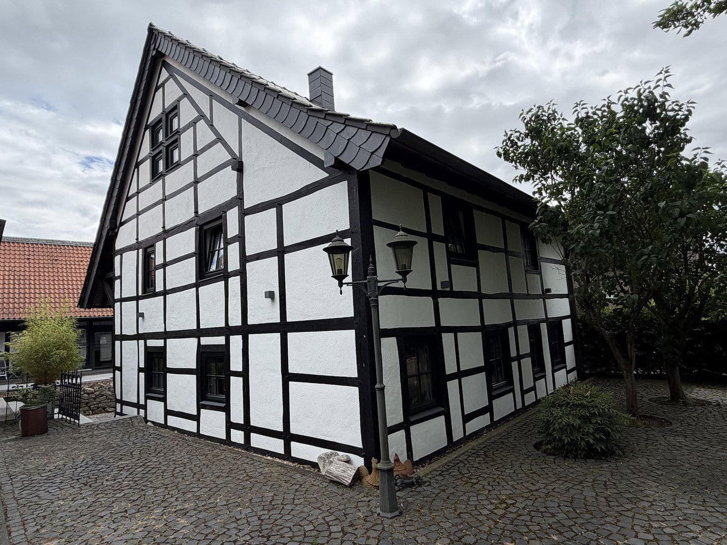 house for sale, 345 m², Mönchengladbach, North Rhine-Westphalia house for sale, 345 m², Mönchengladbach, North Rhine-Westphalia