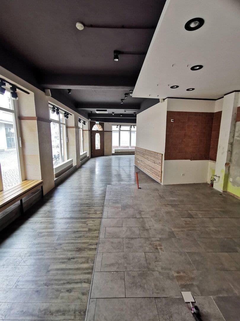 office to rent, 130 m², Bahnhofstraße 5, Senftenberg - Zły Komorow, Brandenburg office to rent, 130 m², Bahnhofstraße 5, Senftenberg - Zły Komorow, Brandenburg