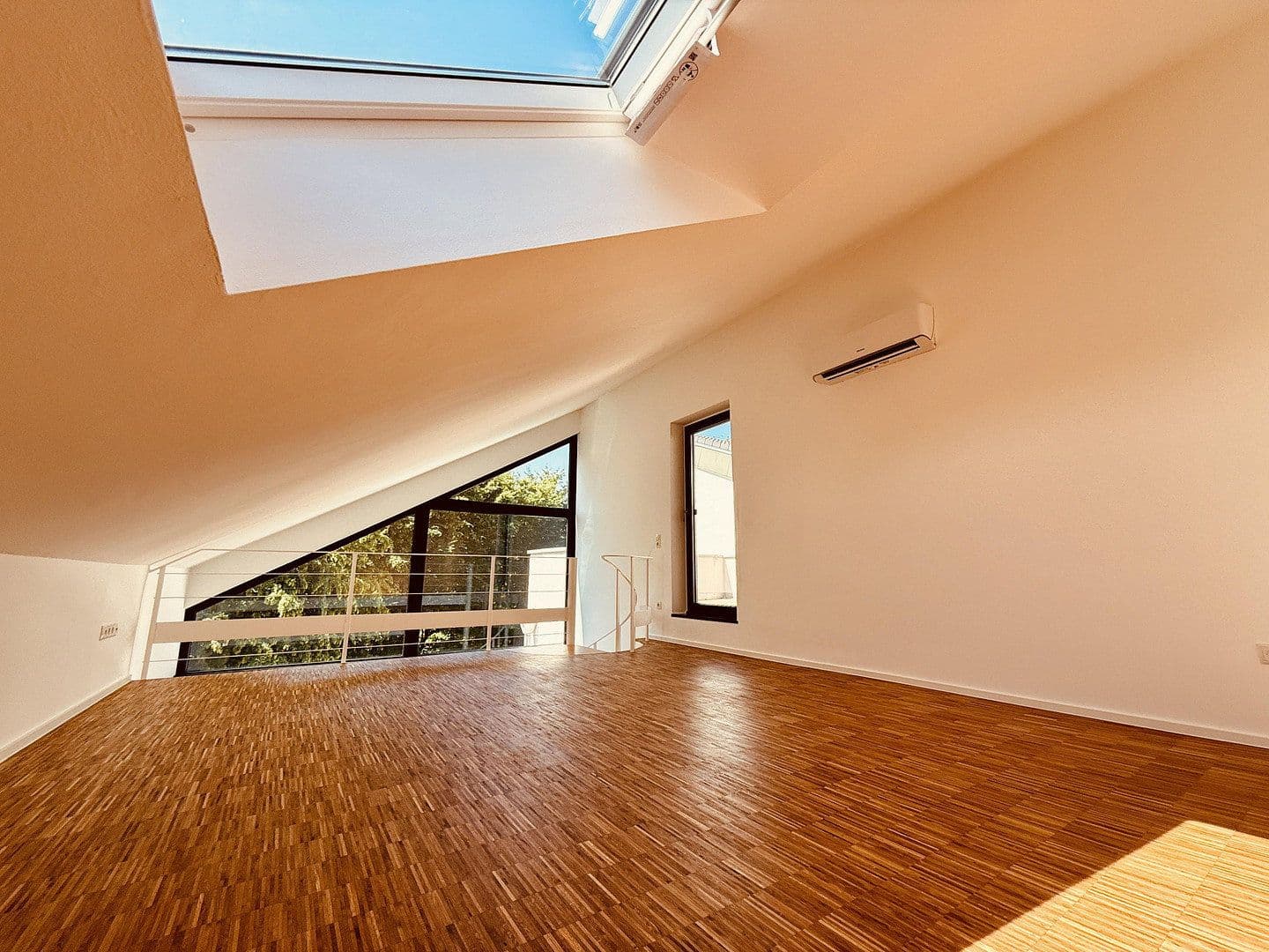1 bedroom with open-plan kitchen flat to rent, 92 m², Arndtstraße 32-34, Köln, North Rhine-Westphalia 1 bedroom with open-plan kitchen flat to rent, 92 m², Arndtstraße 32-34, Köln, North Rhine-Westphalia
