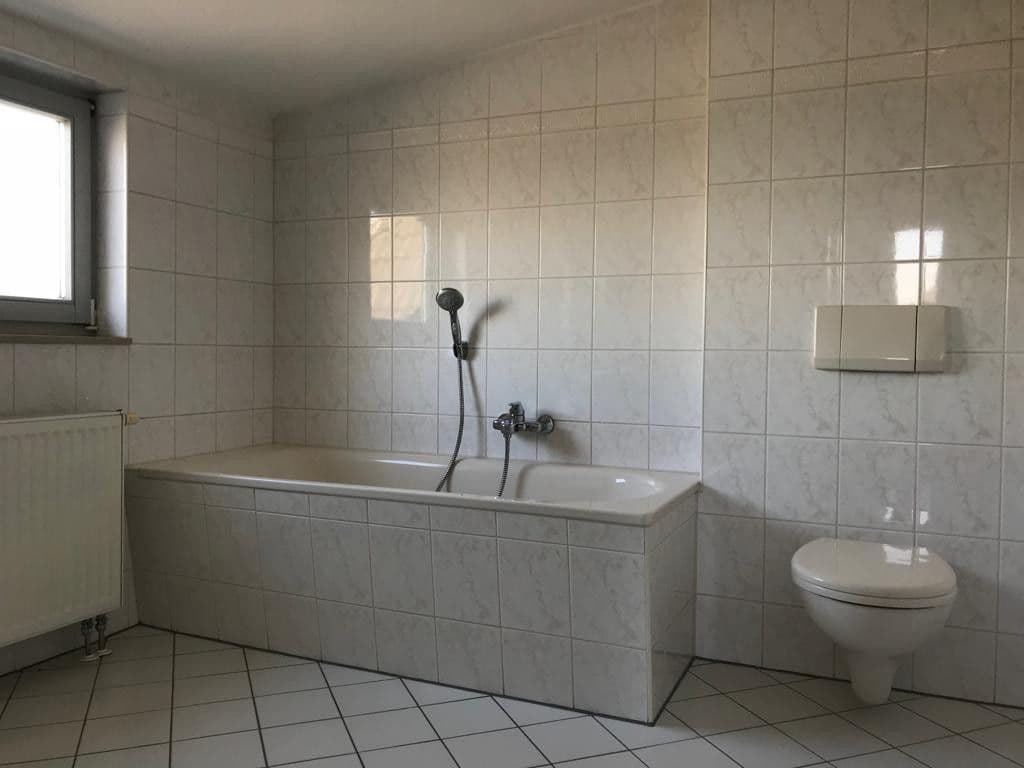 1 bedroom with open-plan kitchen flat to rent, 71 m², Carolastraße 32, Zwickau, Saxony 1 bedroom with open-plan kitchen flat to rent, 71 m², Carolastraße 32, Zwickau, Saxony