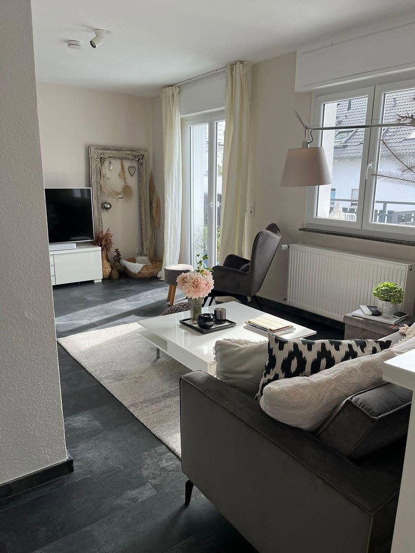 house to rent, 123 m², Heusenstamm, Hesse house to rent, 123 m², Heusenstamm, Hesse