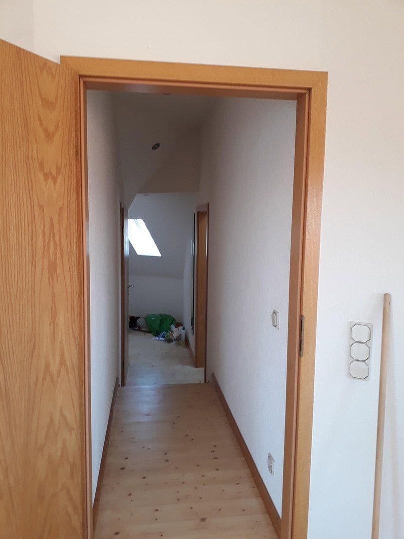 1 bedroom with open-plan kitchen flat to rent, 70 m², Mettlach, Saarland 1 bedroom with open-plan kitchen flat to rent, 70 m², Mettlach, Saarland