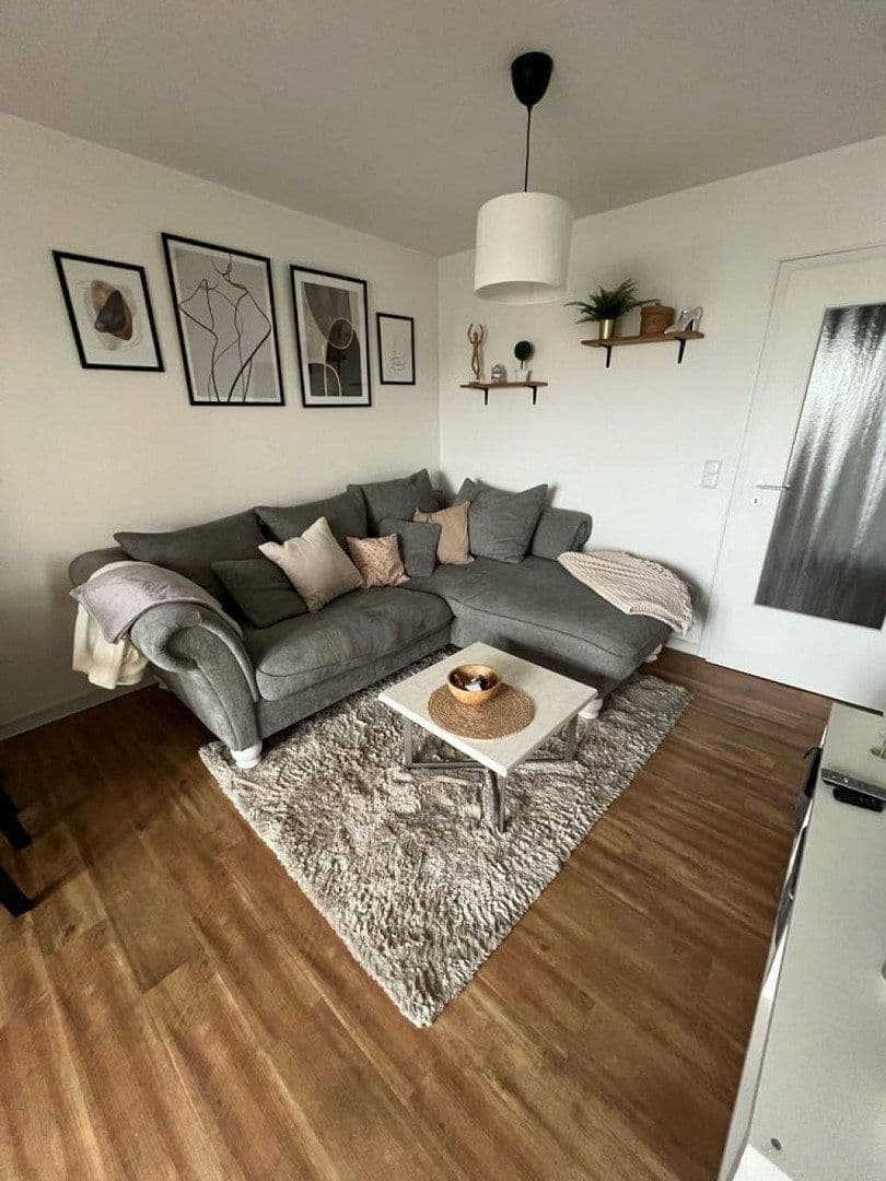 Studio flat to rent, 43 m², Zum Wasserturm 10, Potsdam, Brandenburg Studio flat to rent, 43 m², Zum Wasserturm 10, Potsdam, Brandenburg
