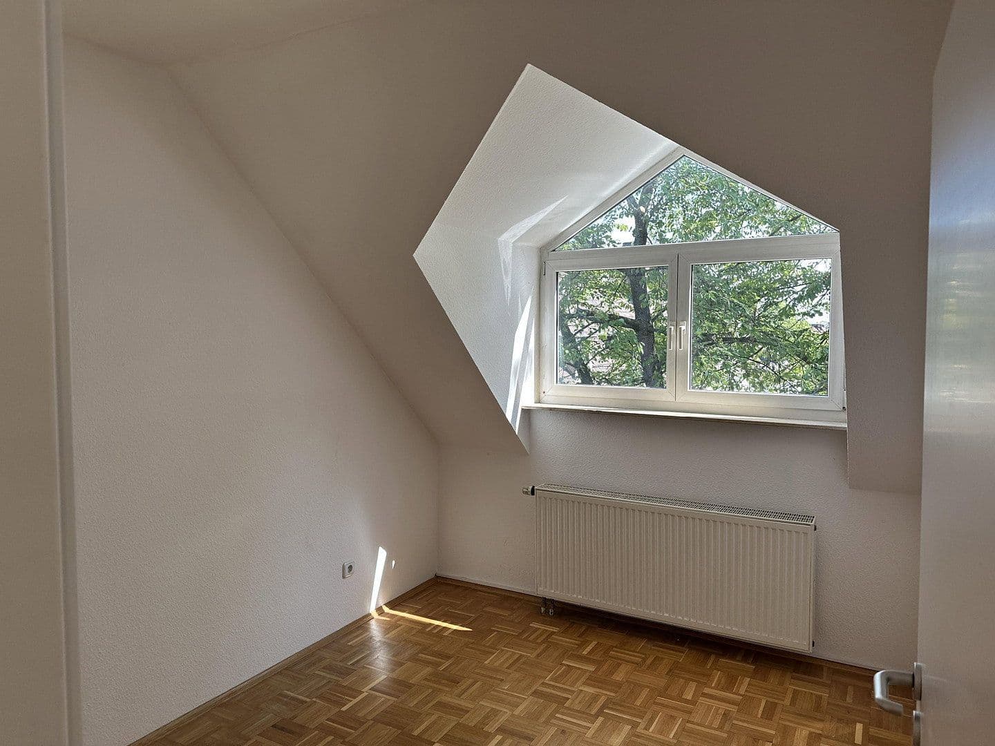 4 bedroom flat to rent, 106 m², Landgraf-Karl-Straße 19 A, Kassel, Hesse 4 bedroom flat to rent, 106 m², Landgraf-Karl-Straße 19 A, Kassel, Hesse