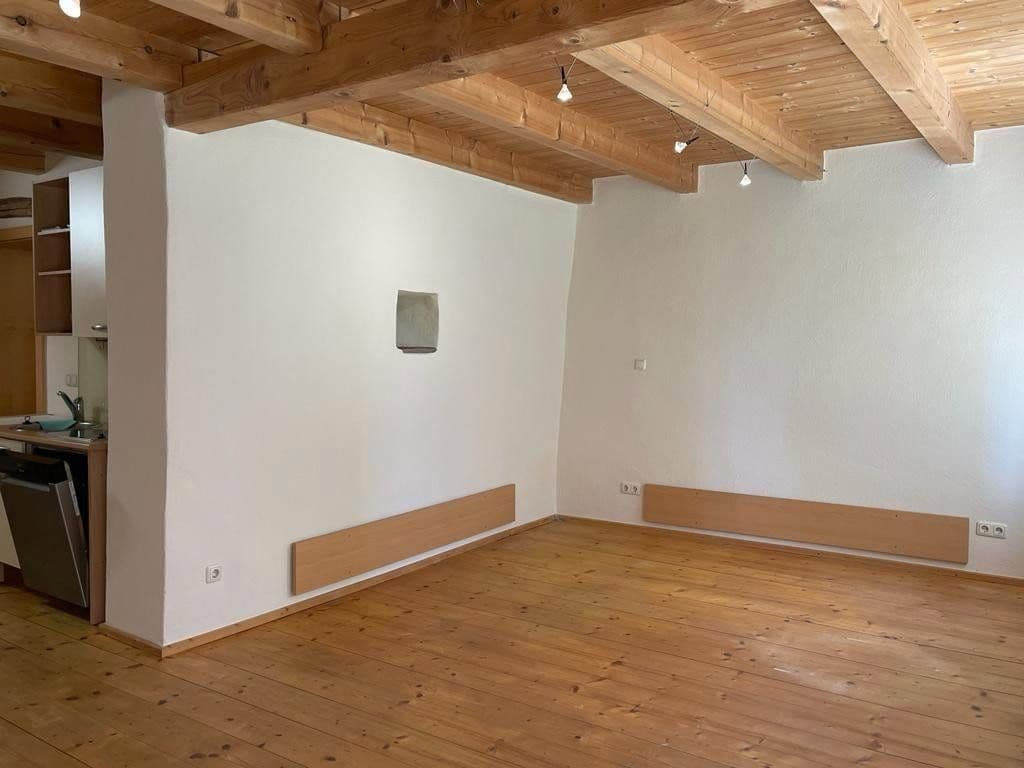 1 bedroom flat to rent, 35 m², Frauenberg 9, Krems, Lower Austria 1 bedroom flat to rent, 35 m², Frauenberg 9, Krems, Lower Austria