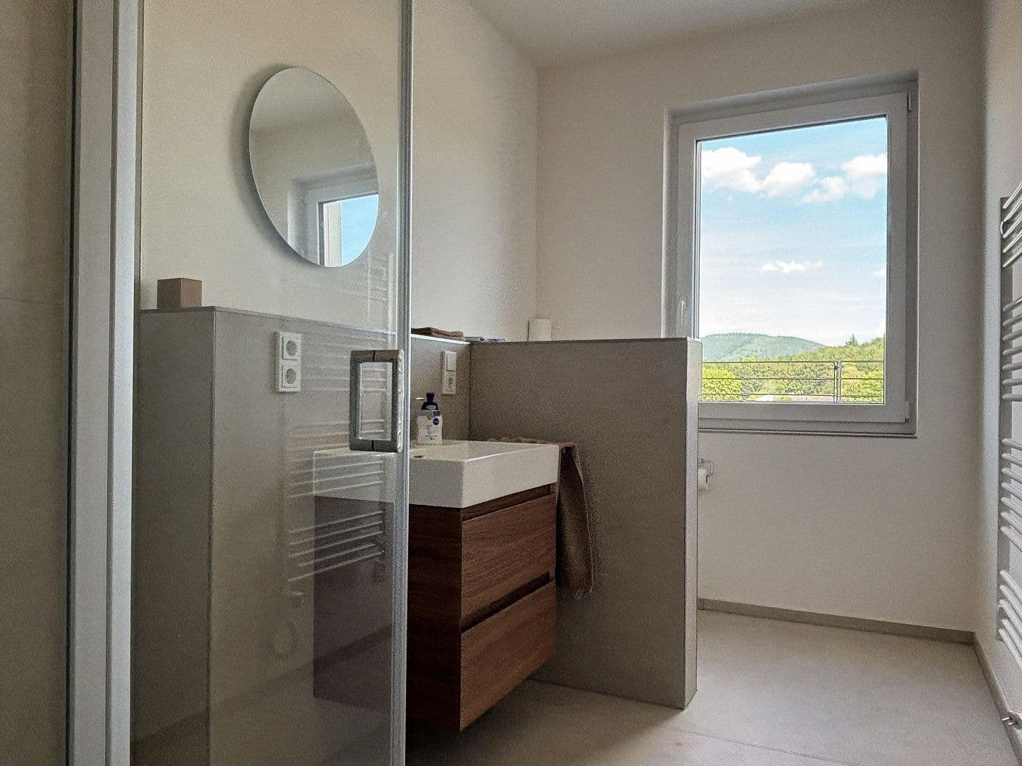 3 bedroom flat to rent, 138 m², Saarburg, Rhineland-Palatinate 3 bedroom flat to rent, 138 m², Saarburg, Rhineland-Palatinate