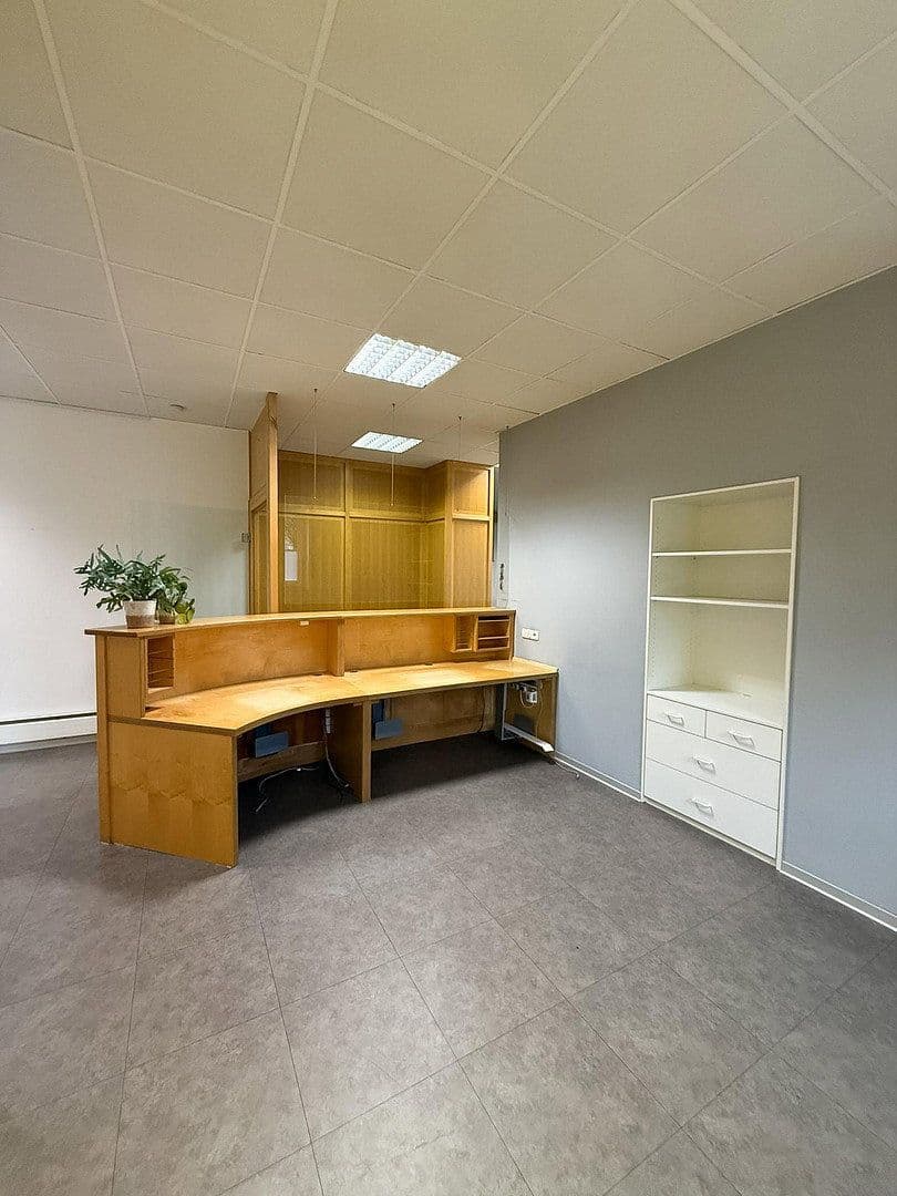 office for sale, 192 m², Ernst-Putz-Str. 8, Bad Brückenau, Bavaria office for sale, 192 m², Ernst-Putz-Str. 8, Bad Brückenau, Bavaria