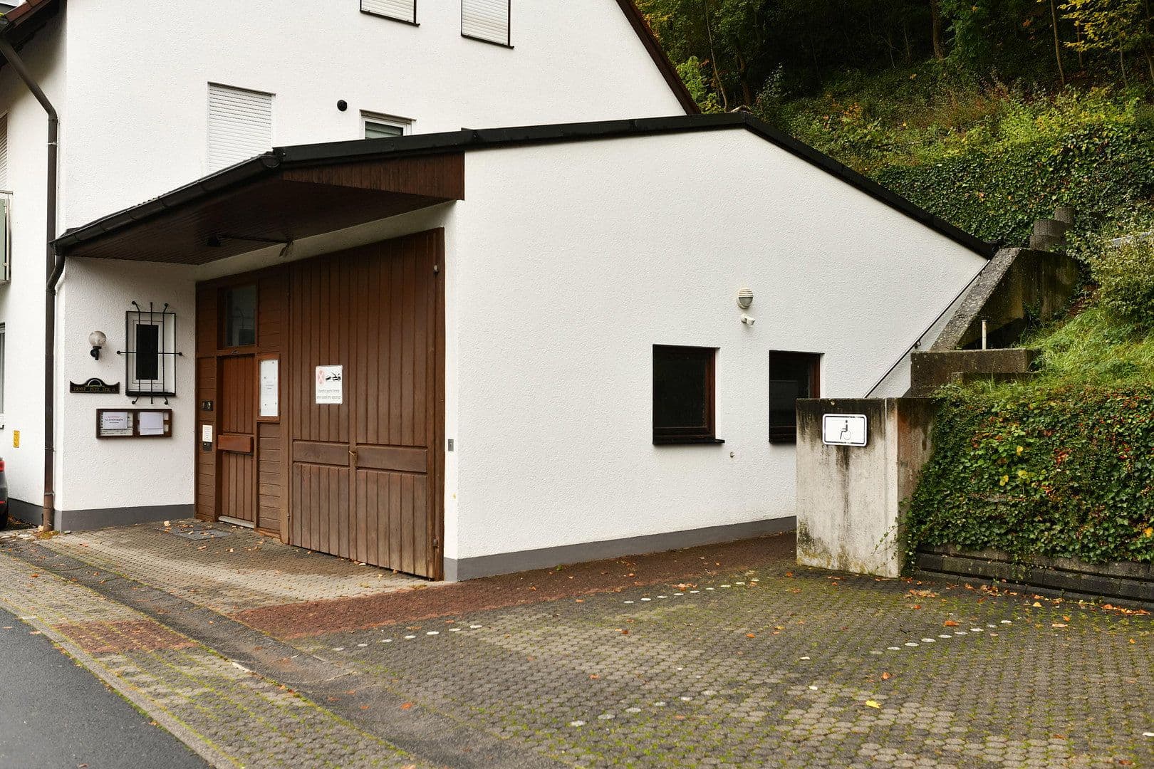 office for sale, 192 m², Ernst-Putz-Str. 8, Bad Brückenau, Bavaria office for sale, 192 m², Ernst-Putz-Str. 8, Bad Brückenau, Bavaria