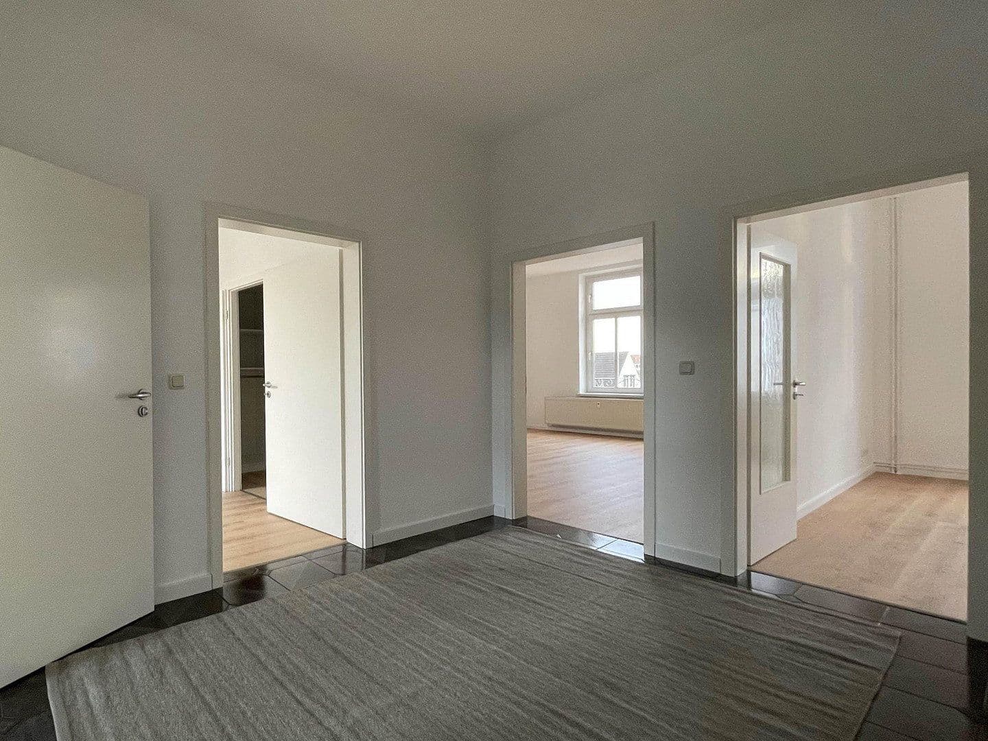 2 bedroom with open-plan kitchen flat to rent, 103 m², Güstrow, Mecklenburg-Vorpommern 2 bedroom with open-plan kitchen flat to rent, 103 m², Güstrow, Mecklenburg-Vorpommern
