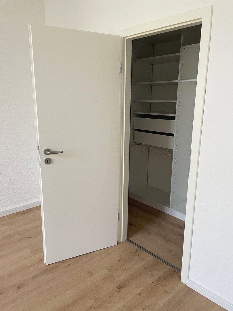 2 bedroom with open-plan kitchen flat to rent, 103 m², Güstrow, Mecklenburg-Vorpommern 2 bedroom with open-plan kitchen flat to rent, 103 m², Güstrow, Mecklenburg-Vorpommern