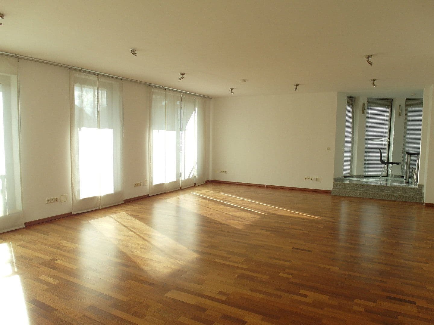 5 bedroom flat to rent, 174 m², Neusser Straße 26b, Meerbusch, North Rhine-Westphalia 5 bedroom flat to rent, 174 m², Neusser Straße 26b, Meerbusch, North Rhine-Westphalia