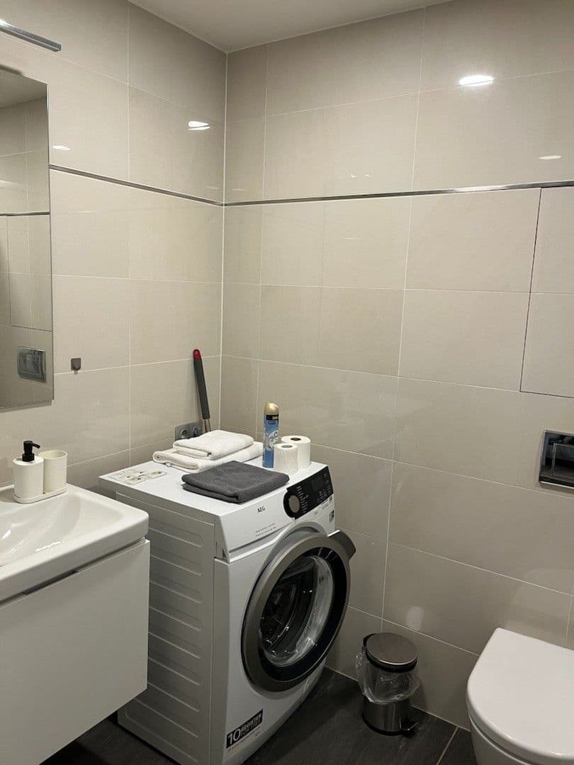Studio flat to rent, 38 m², Kurta Konráda, Prague, Prague Studio flat to rent, 38 m², Kurta Konráda, Prague, Prague