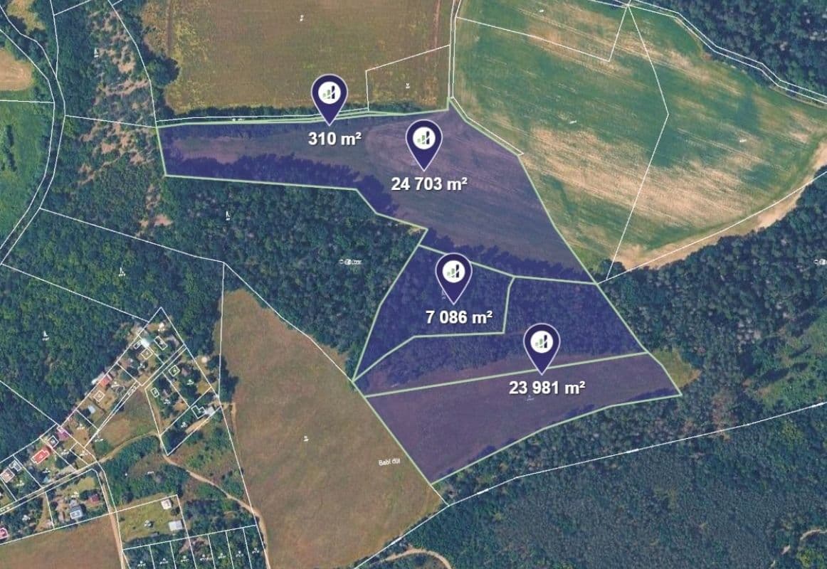 plot for sale, 56,080 m², Bojanovice, Středočeský Region plot for sale, 56,080 m², Bojanovice, Středočeský Region