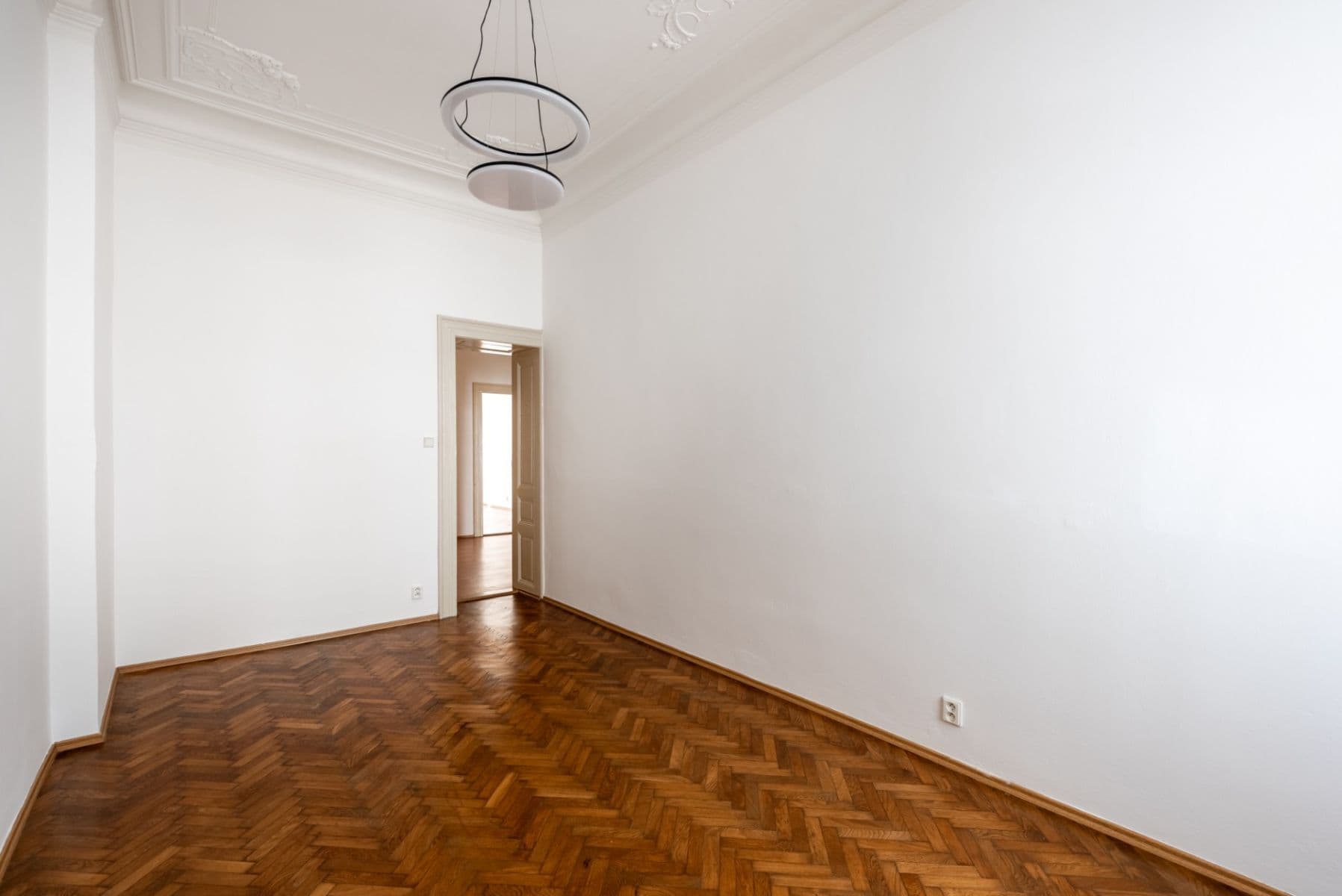 3 bedroom flat to rent, 87 m², Moravská, Prague, Prague 3 bedroom flat to rent, 87 m², Moravská, Prague, Prague