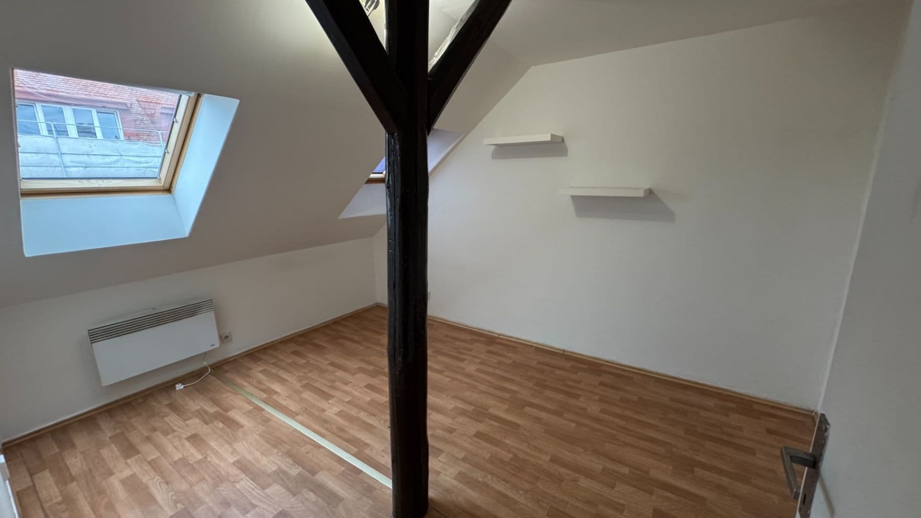 1 bedroom with open-plan kitchen flat to rent, 39 m², Heydukova, Prague, Prague 1 bedroom with open-plan kitchen flat to rent, 39 m², Heydukova, Prague, Prague