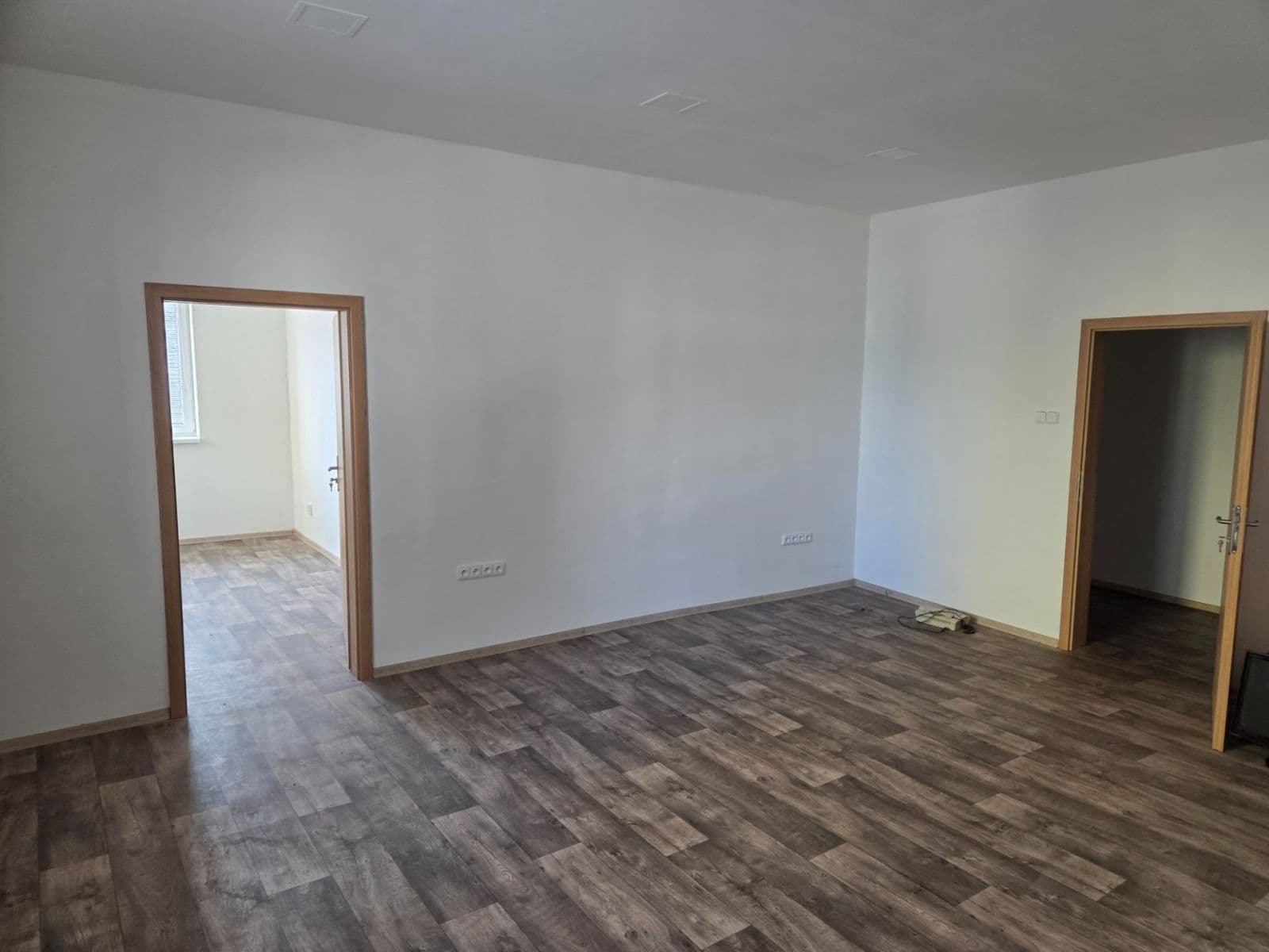 non-residential property to rent, 36 m², Brožíkova, Beroun, Středočeský Region non-residential property to rent, 36 m², Brožíkova, Beroun, Středočeský Region