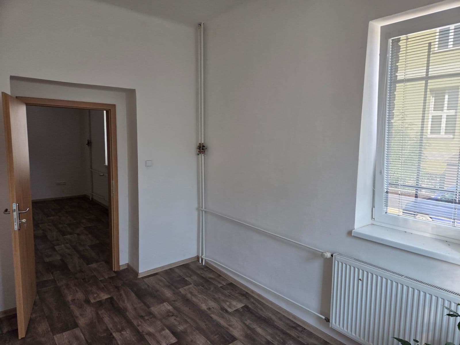 non-residential property to rent, 36 m², Brožíkova, Beroun, Středočeský Region non-residential property to rent, 36 m², Brožíkova, Beroun, Středočeský Region