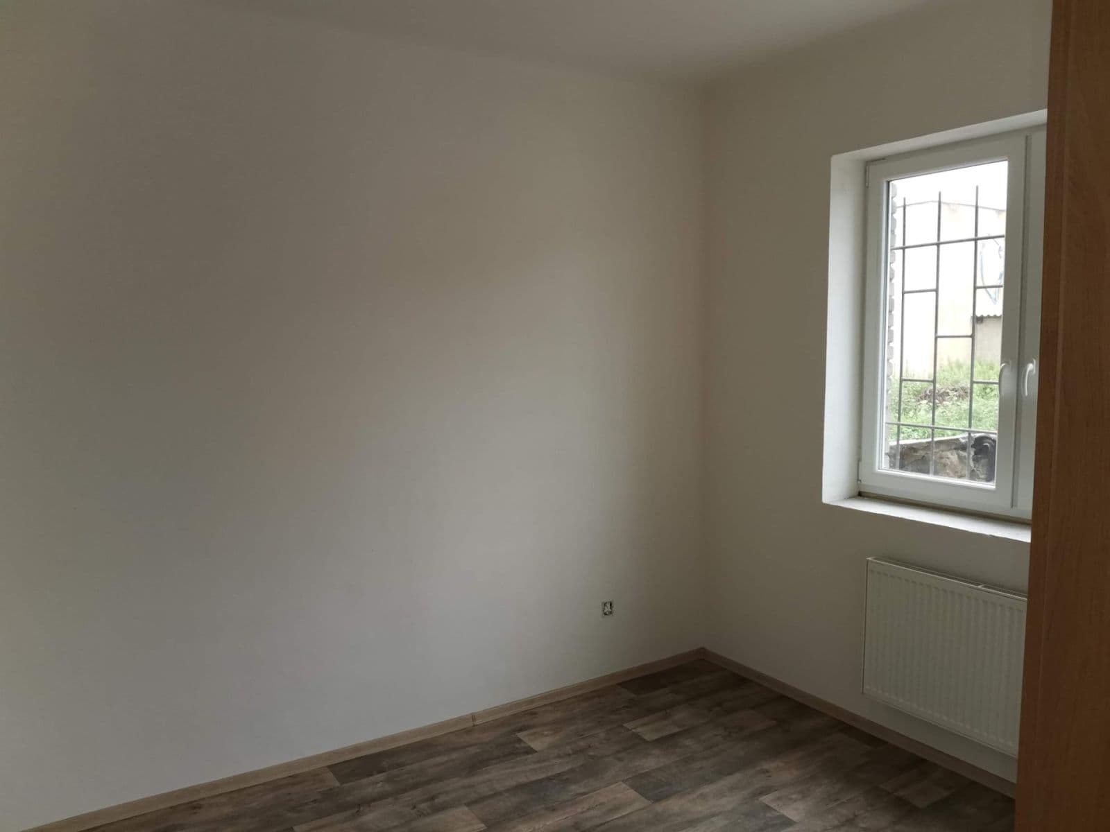 non-residential property to rent, 11 m², Brožíkova, Beroun, Středočeský Region non-residential property to rent, 11 m², Brožíkova, Beroun, Středočeský Region