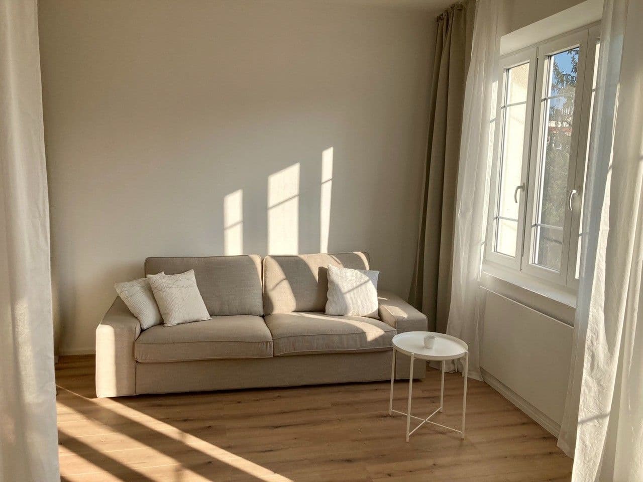 1 bedroom with open-plan kitchen flat to rent, 42 m², U Libeňského pivovaru, Prague, Prague 1 bedroom with open-plan kitchen flat to rent, 42 m², U Libeňského pivovaru, Prague, Prague
