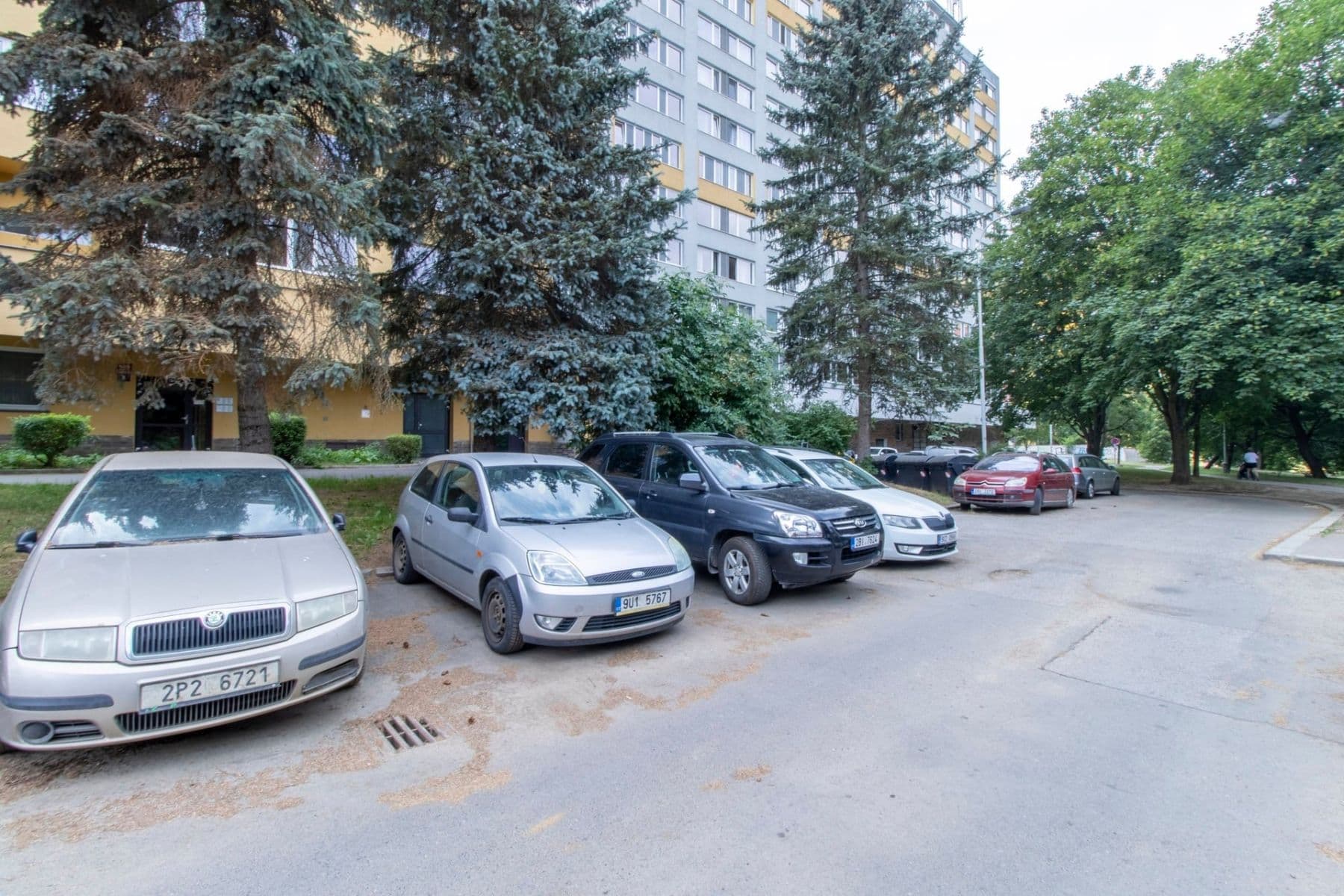 1 bedroom with open-plan kitchen flat to rent, 44 m², Katovická, Prague, Prague 1 bedroom with open-plan kitchen flat to rent, 44 m², Katovická, Prague, Prague