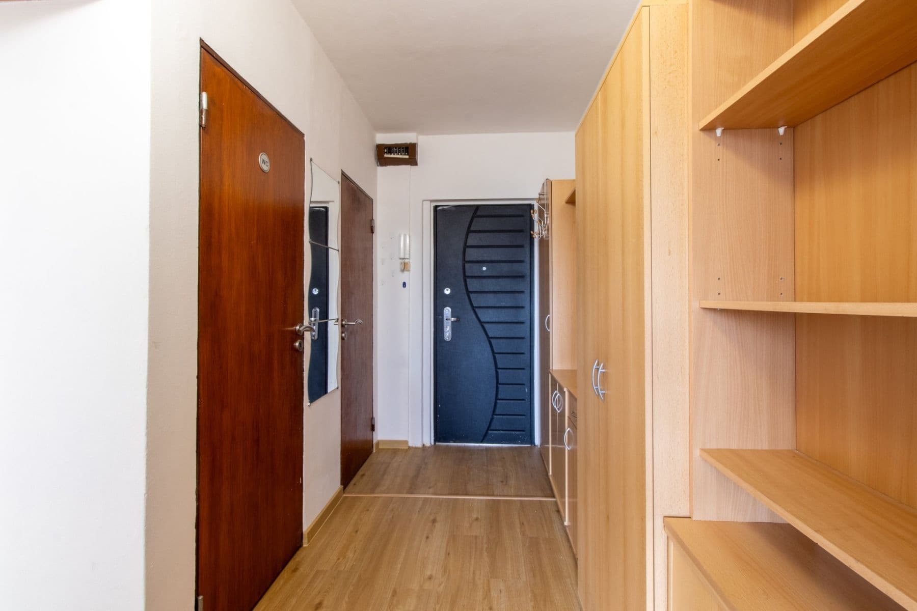 1 bedroom with open-plan kitchen flat to rent, 44 m², Katovická, Prague, Prague 1 bedroom with open-plan kitchen flat to rent, 44 m², Katovická, Prague, Prague