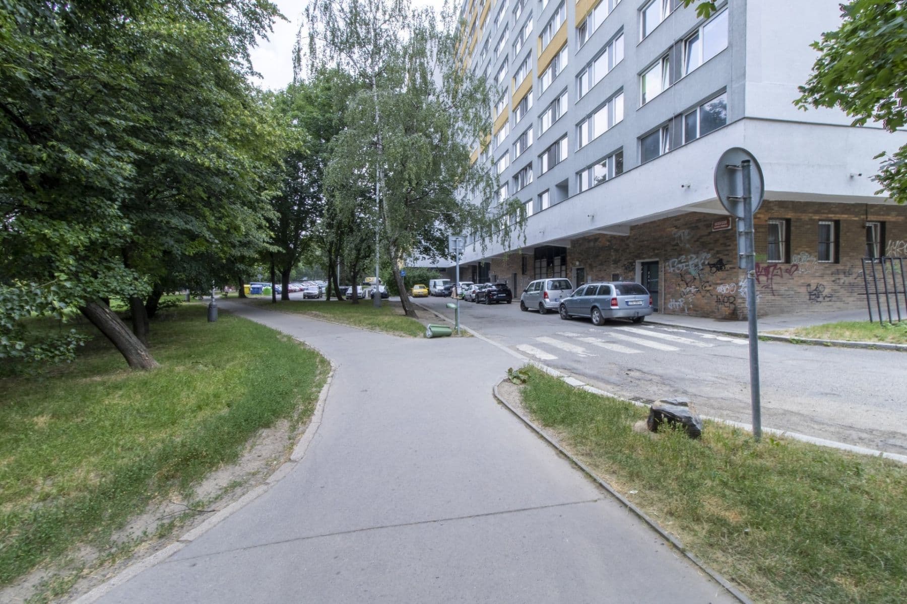 1 bedroom with open-plan kitchen flat to rent, 44 m², Katovická, Prague, Prague 1 bedroom with open-plan kitchen flat to rent, 44 m², Katovická, Prague, Prague
