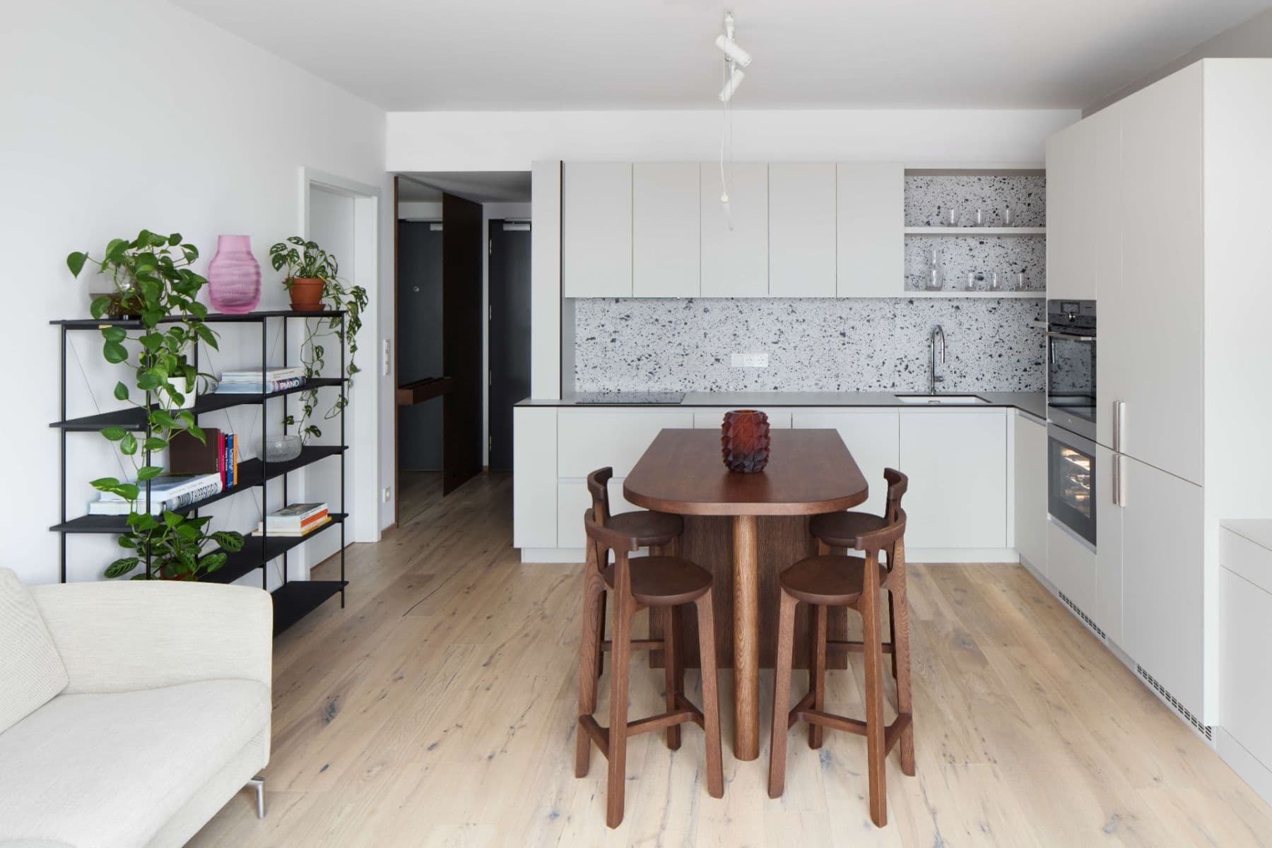 1 bedroom with open-plan kitchen flat to rent, 59 m², Sokolovská, Prague, Prague 1 bedroom with open-plan kitchen flat to rent, 59 m², Sokolovská, Prague, Prague