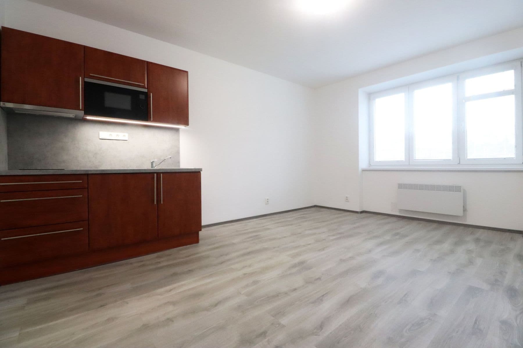 Studio flat to rent, 27 m², Kolbenova, Prague, Prague Studio flat to rent, 27 m², Kolbenova, Prague, Prague