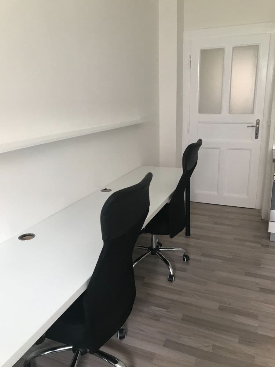 1 bedroom with open-plan kitchen flat to rent, 42 m², Biskupcova, Prague, Prague 1 bedroom with open-plan kitchen flat to rent, 42 m², Biskupcova, Prague, Prague
