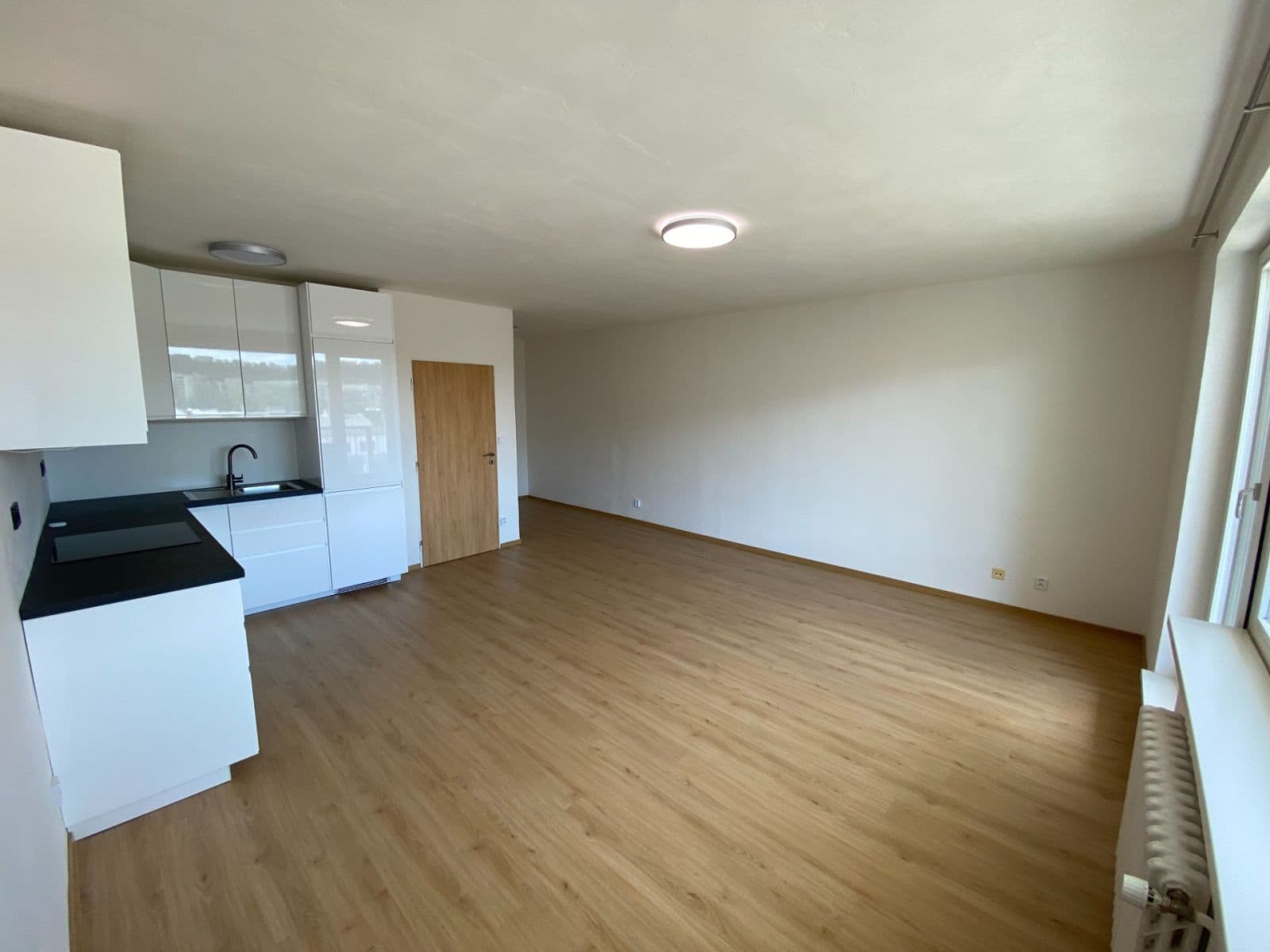 Studio flat to rent, 42 m², Tusarova, Prague, Prague Studio flat to rent, 42 m², Tusarova, Prague, Prague