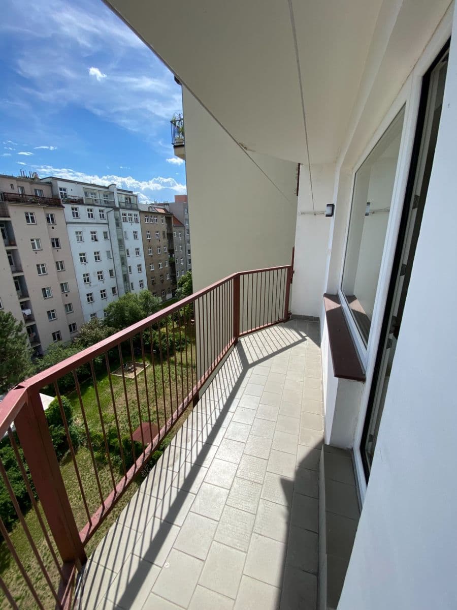 Studio flat to rent, 42 m², Tusarova, Prague, Prague Studio flat to rent, 42 m², Tusarova, Prague, Prague