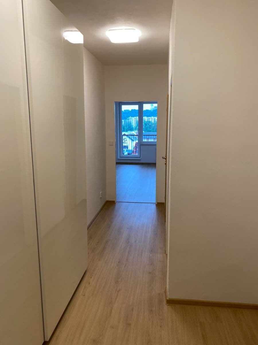 Studio flat to rent, 42 m², Tusarova, Prague, Prague Studio flat to rent, 42 m², Tusarova, Prague, Prague