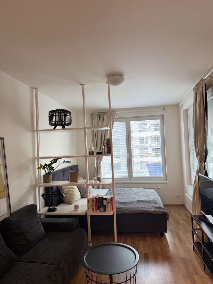 Studio flat to rent, 44 m², Gollové, Prague, Prague Studio flat to rent, 44 m², Gollové, Prague, Prague