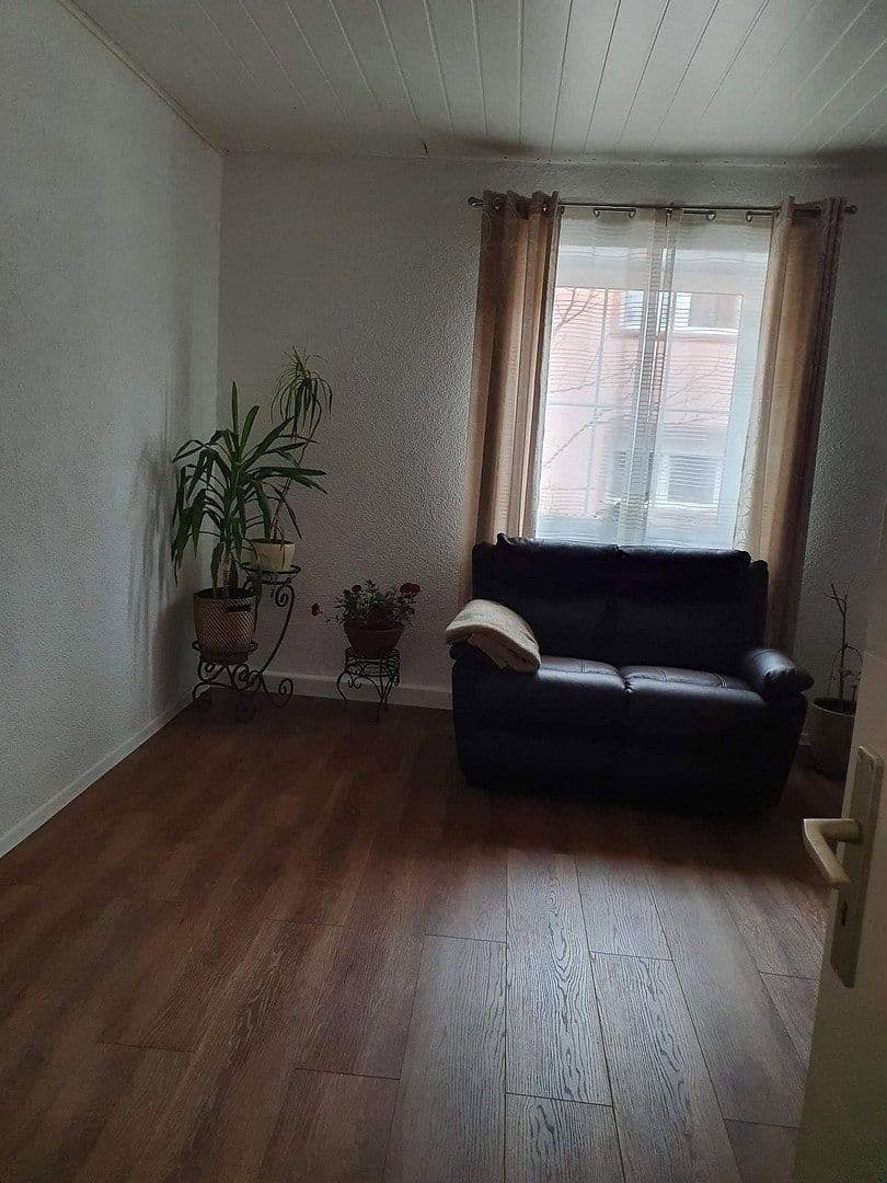 house to rent, 149 m², Blieskasteler Straße 27, Sankt Ingbert, Saarland house to rent, 149 m², Blieskasteler Straße 27, Sankt Ingbert, Saarland