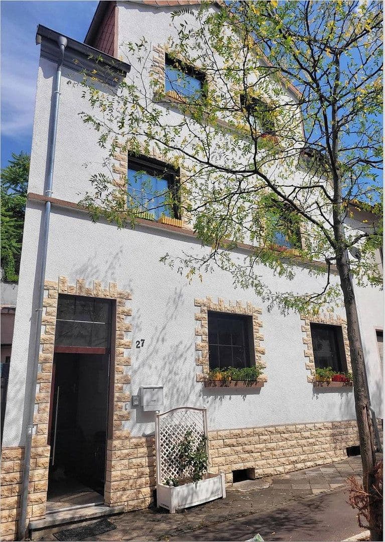 house to rent, 149 m², Blieskasteler Straße 27, Sankt Ingbert, Saarland house to rent, 149 m², Blieskasteler Straße 27, Sankt Ingbert, Saarland