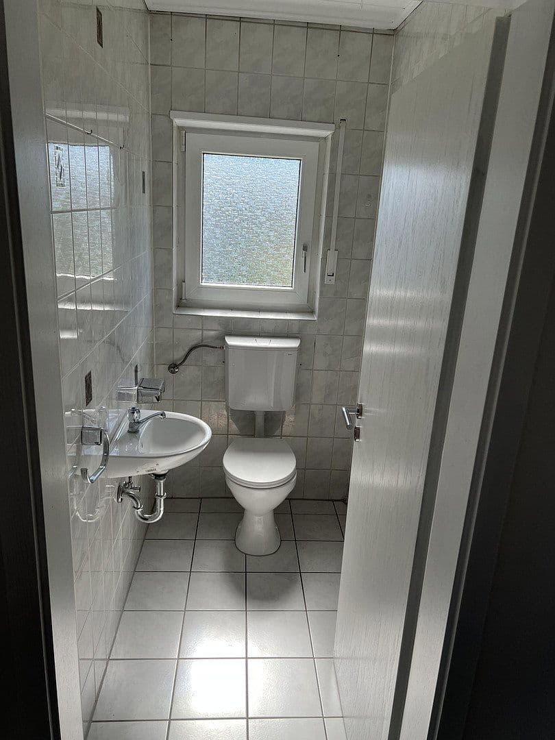 3 bedroom flat to rent, 95 m², Brühl, Baden-Württemberg 3 bedroom flat to rent, 95 m², Brühl, Baden-Württemberg