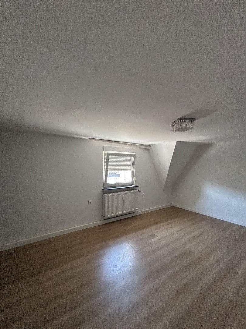 4 bedroom flat to rent, 95 m², Rheingönheimerstr.46, Ludwigshafen, Rhineland-Palatinate 4 bedroom flat to rent, 95 m², Rheingönheimerstr.46, Ludwigshafen, Rhineland-Palatinate