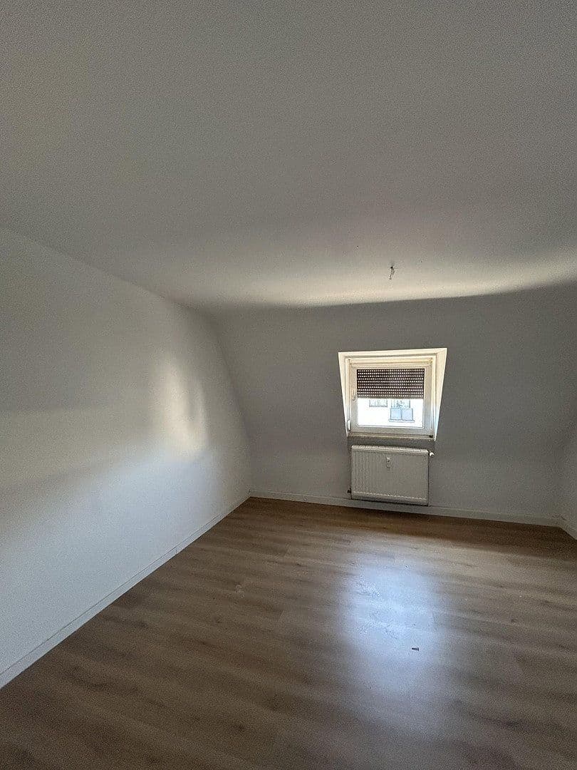 4 bedroom flat to rent, 95 m², Rheingönheimerstr.46, Ludwigshafen, Rhineland-Palatinate 4 bedroom flat to rent, 95 m², Rheingönheimerstr.46, Ludwigshafen, Rhineland-Palatinate