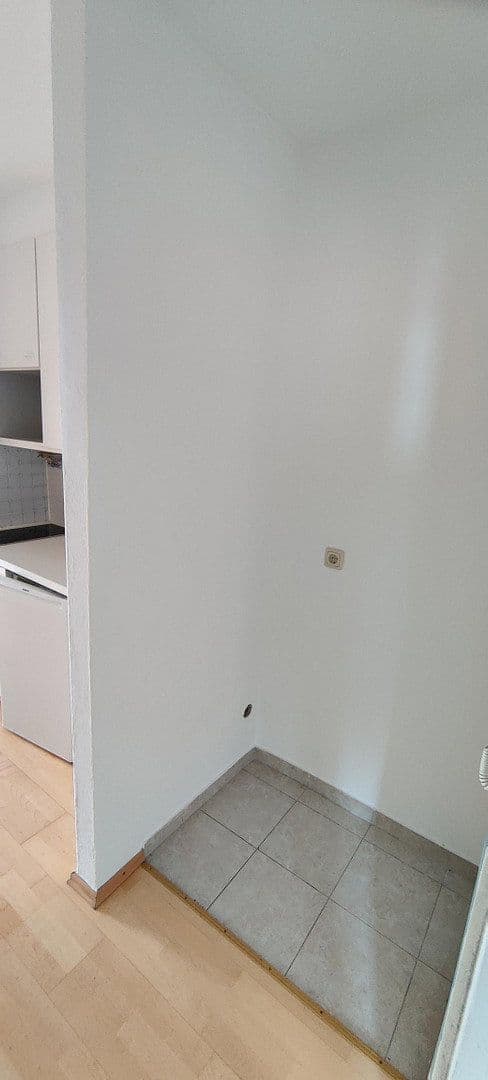 2 bedroom flat to rent, 38 m², Buschingstr. 43, München, Bavaria 2 bedroom flat to rent, 38 m², Buschingstr. 43, München, Bavaria