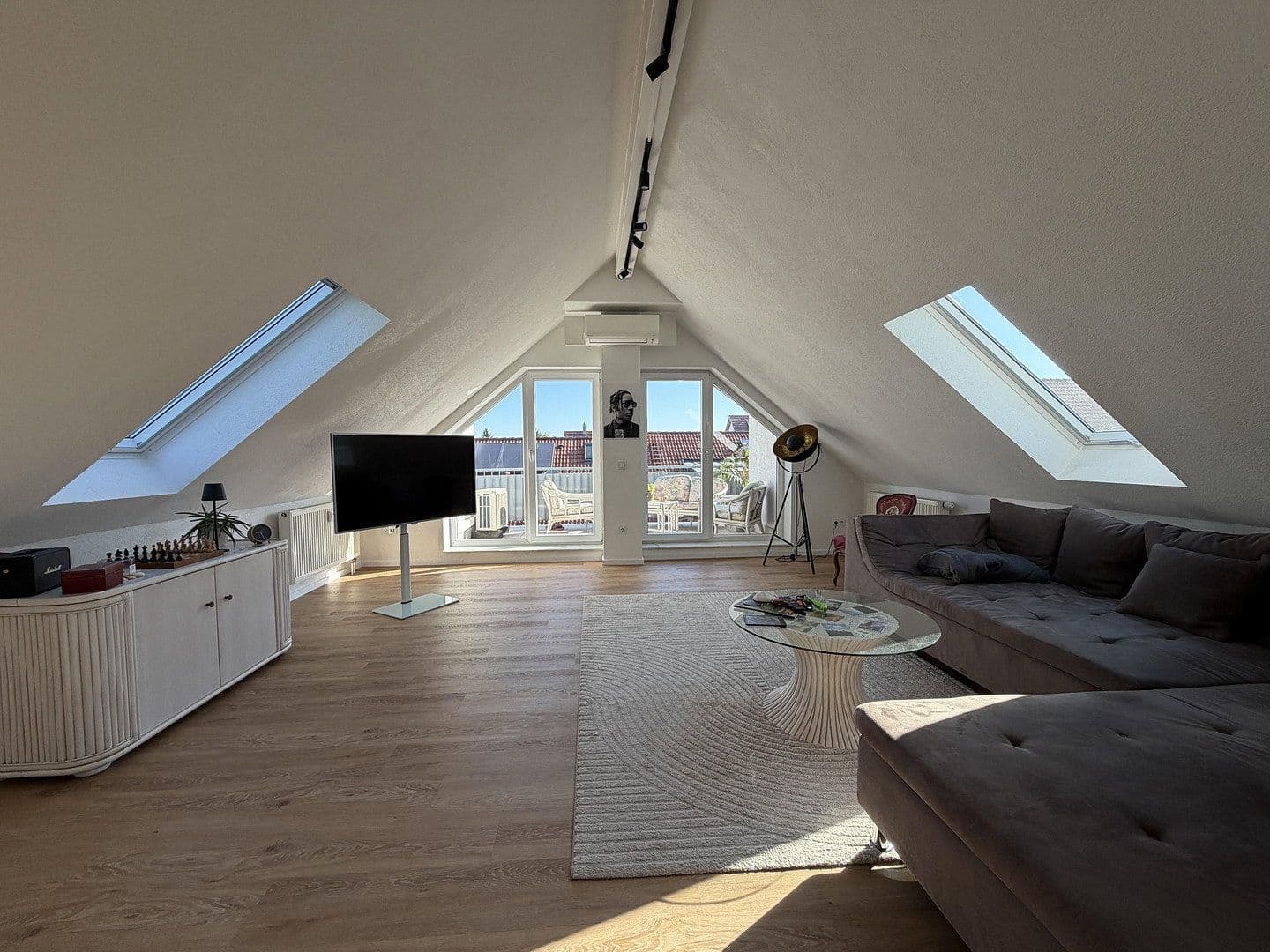 1 bedroom with open-plan kitchen flat to rent, 66 m², Bruchsal, Baden-Württemberg 1 bedroom with open-plan kitchen flat to rent, 66 m², Bruchsal, Baden-Württemberg