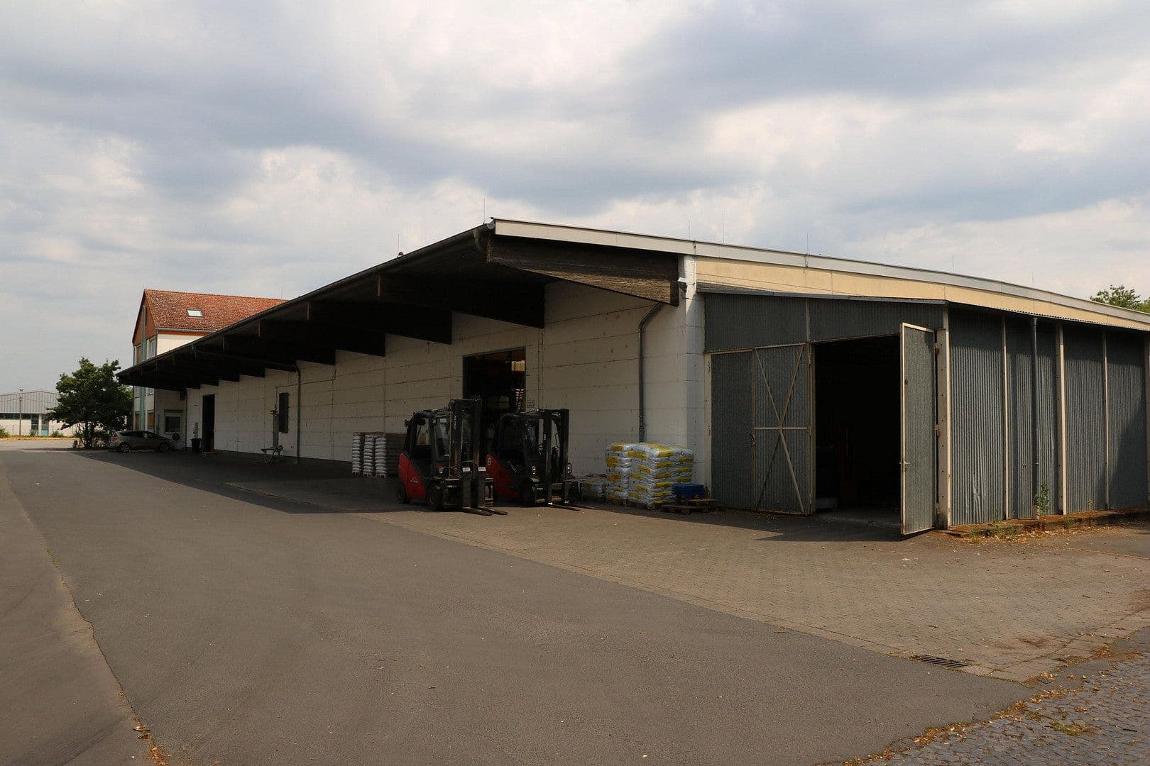 non-residential property for sale, 27,334 m², Raiffeisenstraße 30, Friedberg (Hessen), Hesse non-residential property for sale, 27,334 m², Raiffeisenstraße 30, Friedberg (Hessen), Hesse