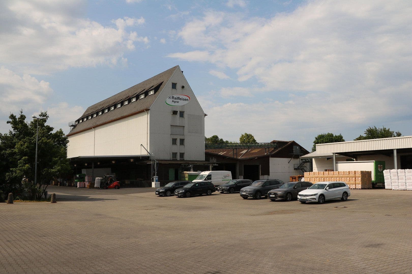 non-residential property for sale, 27,334 m², Raiffeisenstraße 30, Friedberg (Hessen), Hesse non-residential property for sale, 27,334 m², Raiffeisenstraße 30, Friedberg (Hessen), Hesse